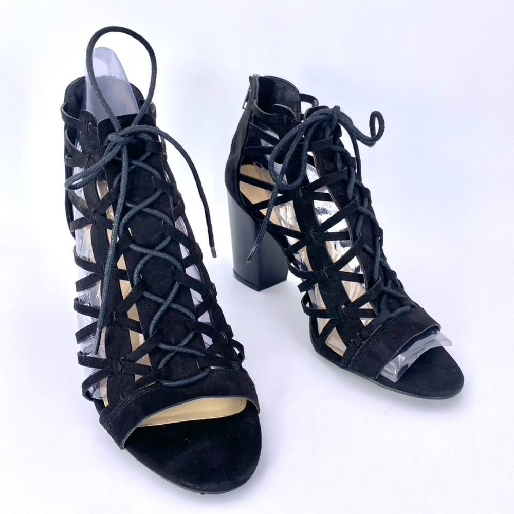 JUST FABULOUS BLACK 9.5M STRAPPY FAUX SUEDE 3.5 IN. BLOCK HEELS LACE UP DRESSY